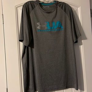 Mens Under armour heatgear shirt.